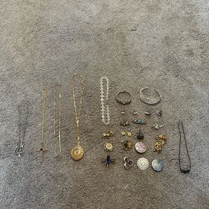 Large Pack!!! Vintage Costume Jewelry